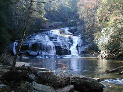Another view of the falls.
