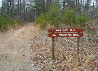 The trail is very well marked with signs at all turns.