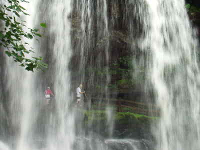 Here, you have the rare opportunity to walk behind a falls!