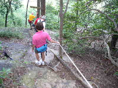 We take the short side trail down to Big Rock. A rope is available for the steep descent down to the large rock over-look.