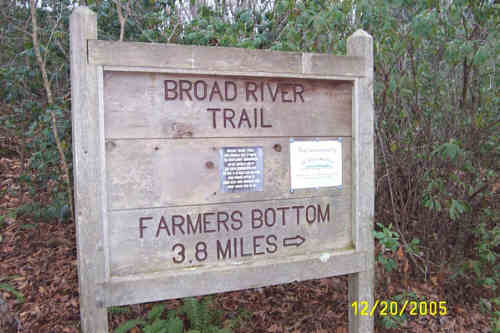 The trail sign near the parking spot.