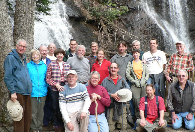 The O.F.H.C. gang for today's hike. (kneeling l-r) Tony Presley, Joe Collins, Wayne Miller, Bruce O'Connor, and David Tate. (standing l-r)David Whitaker, Geri Whitaker, Doug Russell, Phil Brownrigg, Donna Presley, Bob Thompson, Bryan Lambert, Dan Ross, Leigh Ann Miller, Jeff Anderson, Melissa Anderson, Dick Metzgar, John King, and Bob Presley.