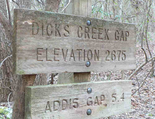 Trail marker near our starting point as we walk southward on the A.T.