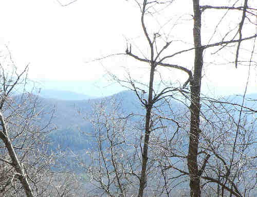 This entire hike gives nice mountain views, especially in the winter with no leaves on the trees.