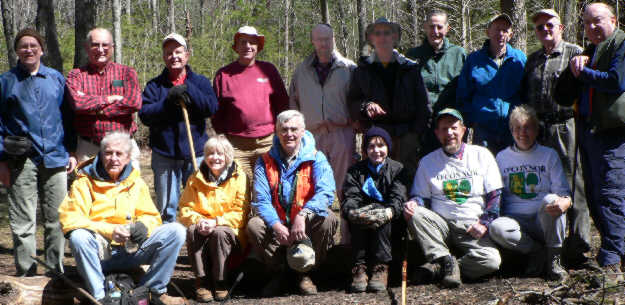 The OFHC gang for today's hike. (l-r front) David Whitaker, Geri Whitaker, Dick Metzgar, Donna Presley, Bruce and Jeanne O'Connor. (back l-r) Tony Presley, Jack Jacobi, Dave Standard, John Bellamy, Ray Cowan, Wayne Miller, Bob Thompson, Phil Brownrigg, Bob Presley, and Doug Russell.