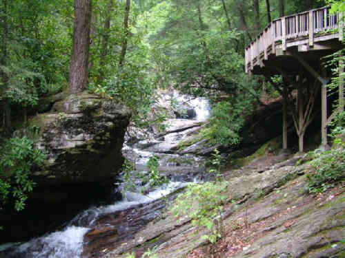 After hiking 1.1 miles, we arrive at the viewing platforms for the falls.