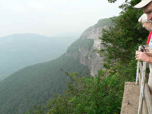 As we work our way across the ridge of the mountain, we enjoy the lookoffs.