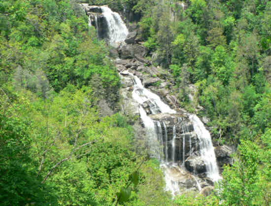 Upper Whitewater Falls (411 ft)