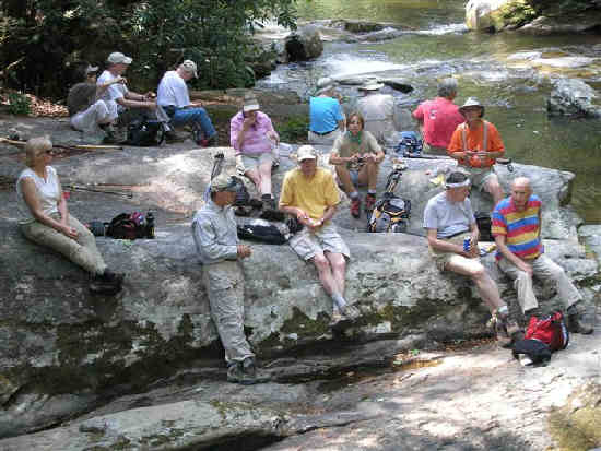 Just below the bridge, we take our lunch break.
