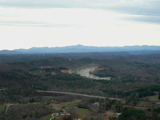 At the top looking northward, we see N. Georgia mountains. (Rabun Bald center)