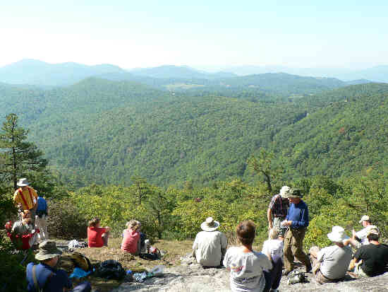 On the way back down the mountain, we take a short side trail out to a great rock face for lunch.