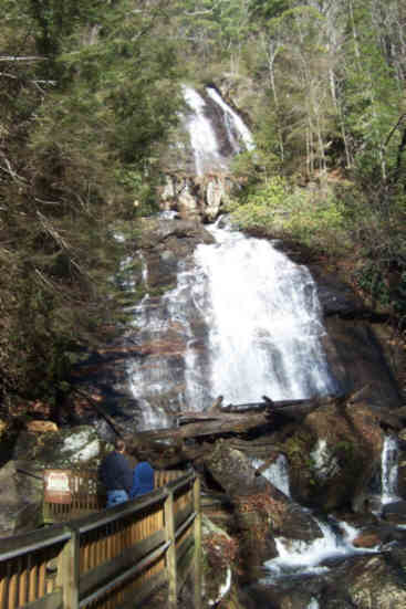 Falls with nice observation deck!