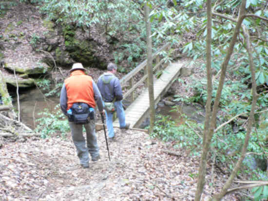 Crossing the first of several nice foot-bridges.