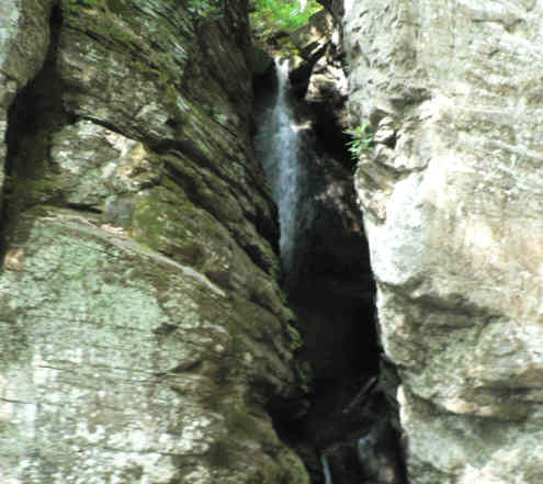 Raven Cliffs Falls