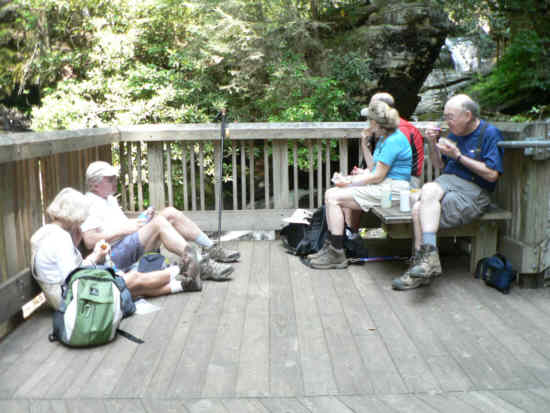 Lunchtime on the Dukes Creek observation deck.