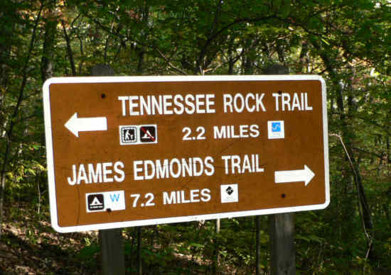 Trail sign near the start