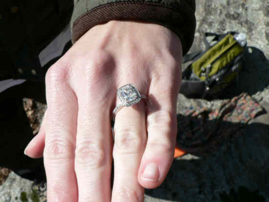 Diamond of the week! Meredith's engagement ring!