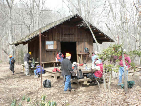 This Appalachian Trail shelter is an ideal lunch spot.