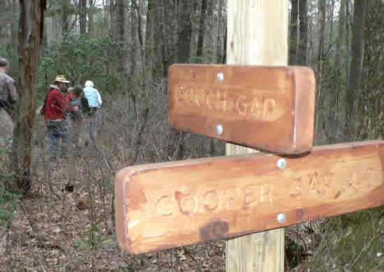 Trail sign near the start