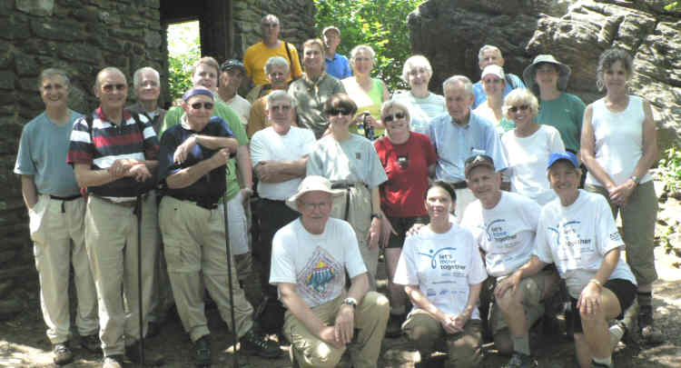 The OFHC gang for today's hike at Blood Mountain. (l-r kneeling) Tony Presley, Linda Johnson, Don Johnson and Jeanne O'Connor. (2nd row l-r) Jack Jacobi, Doug Russell, Vic Robson, , Donna Presley, Geri Whitaker, David Whitaker, Pam Euliss and Carole Wintle.(3rd -4th row) Dan Ross, Dave Hinson, Tyler Hinson, Joe Raguckas, Don Preece, Jim Driggers, Gretta Driggers, Phil Brownrigg, Lynne Saporito, June Bellamy, John Bellamy, Sharon Horwitz, Karen Brown.