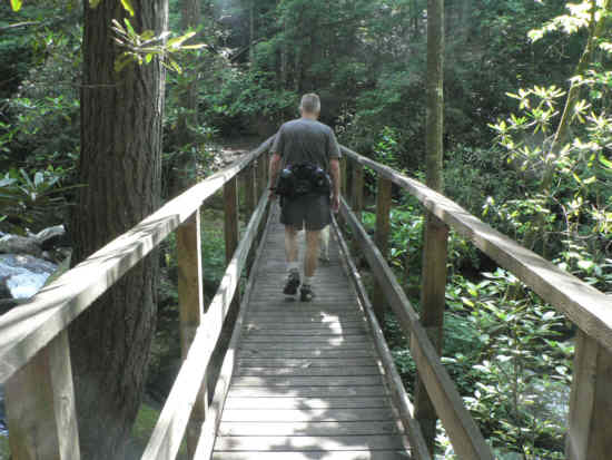 Crossing the Thompson River Bridge.
