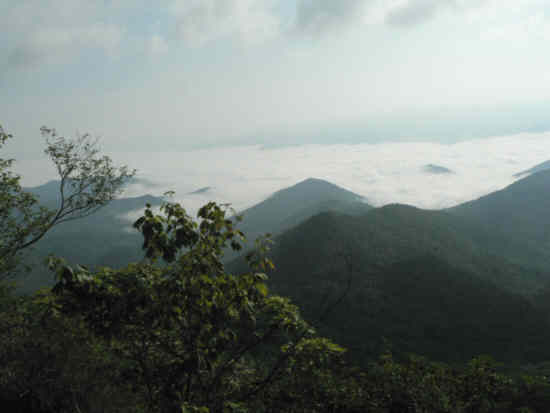 The first view point near the summit.