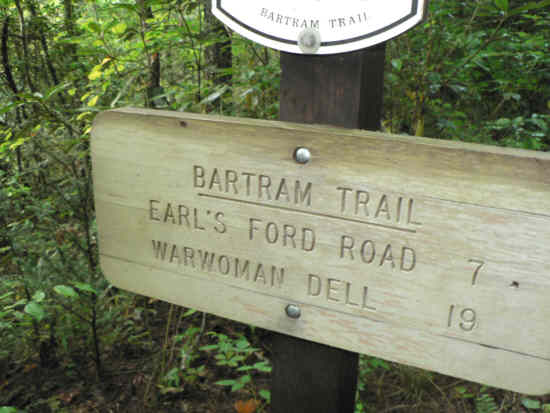 Trail sign near the start.