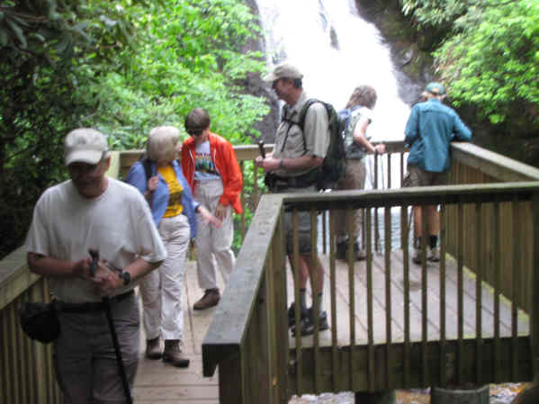 Both waterfalls have nice observation decks!