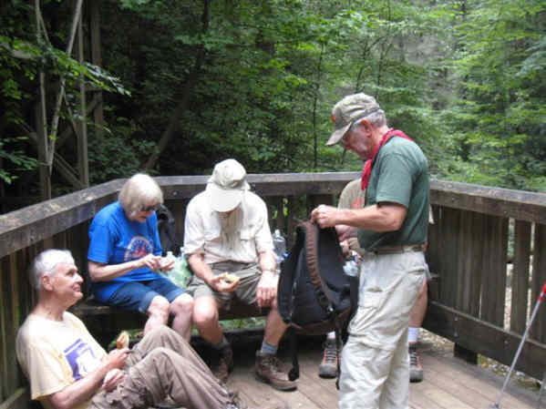 Lunchtime at Dukes Creek Falls