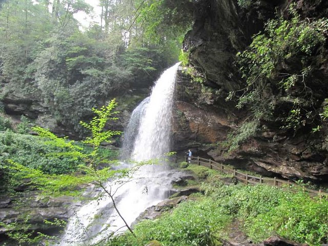 The trail takes you behind the falls to the other side!