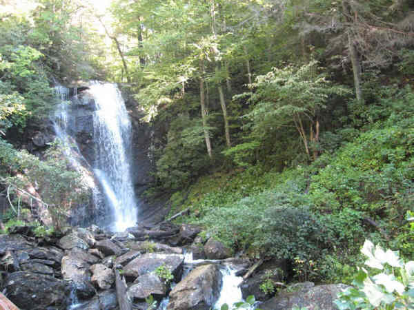 This portion is formed by York Creek and the two combine to form Smith Creek.