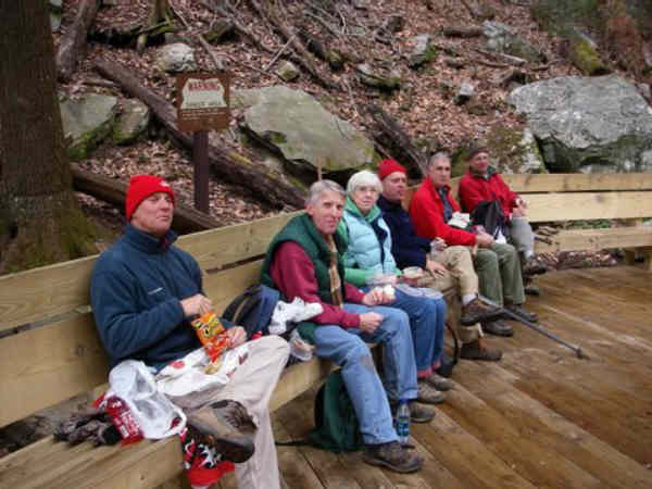 Lunchtime on the observation decks.