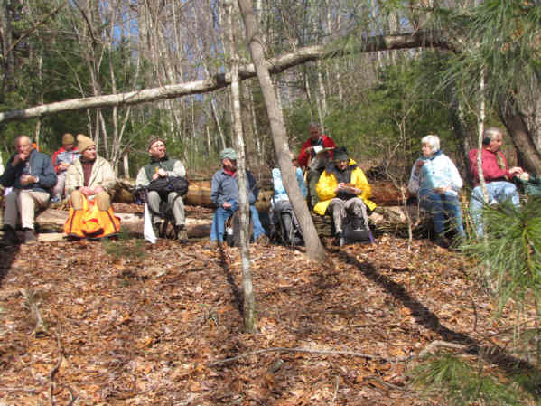 Just beyond Windy Gap, we find a nice lunch spot in the sun.