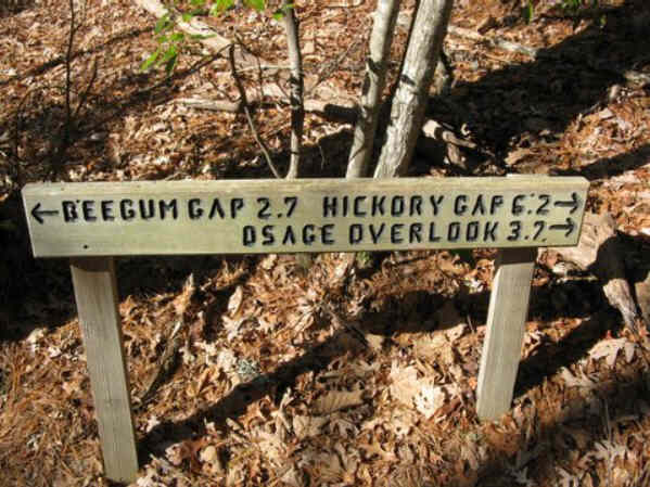 Trail sign near the start.