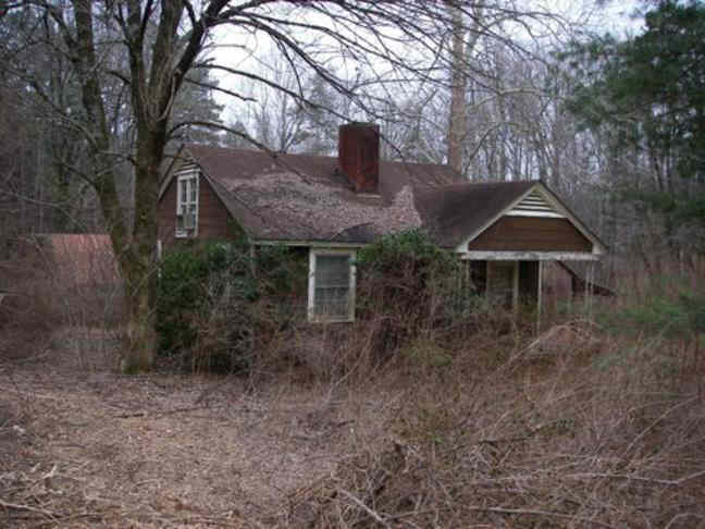 The Forest Ranger house - now abandoned.