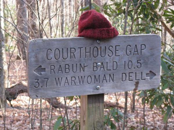 Marker at Courthouse Gap.