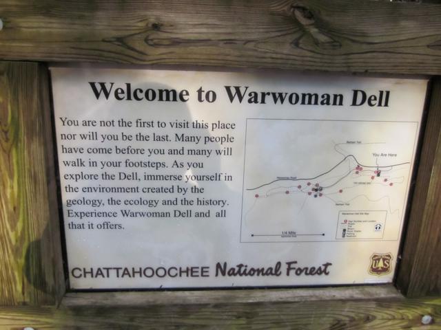 Welcome sign.