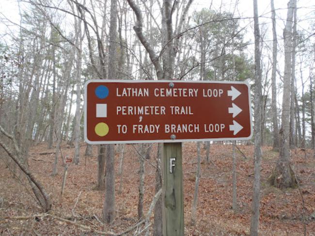 Nice trail sings on the Frady Branch Trail System.