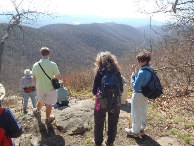 A great vista gives a great view of the mountains!