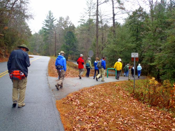 We turn onto the Shortline Trail.