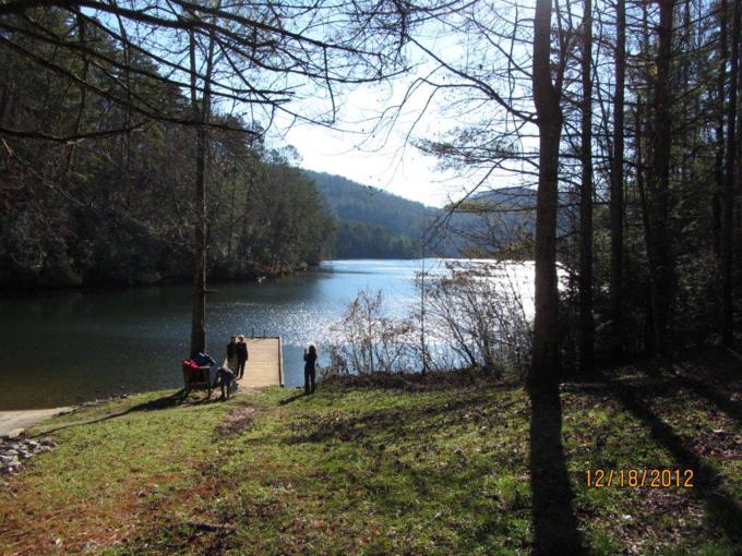We arrive at Stoneplace and Tugalo Lake.