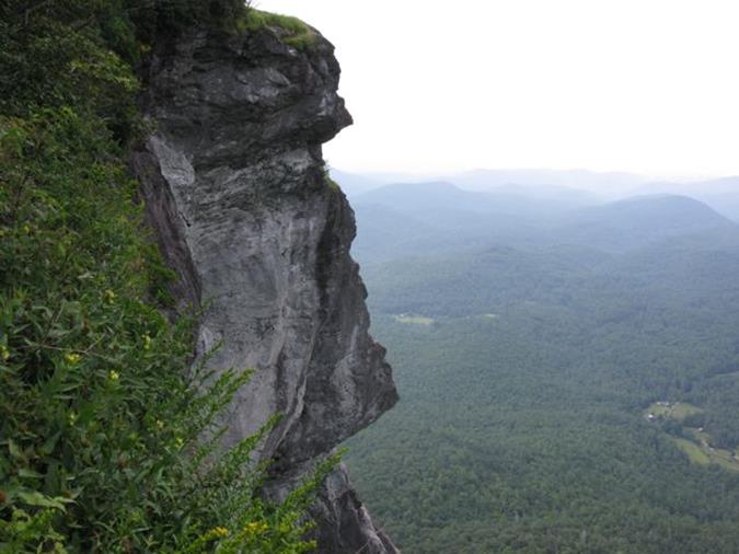 Devil's Courthouse is on a short un-marked side trail.