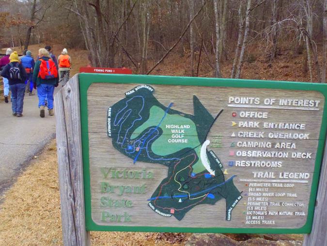 Nice trail signs along the way.