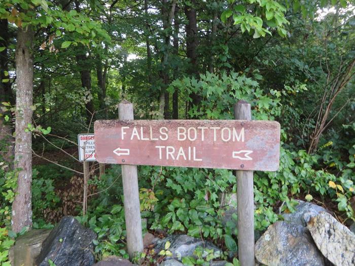 A short trail behind the dam takes you to beautiful Trahlyta Falls !