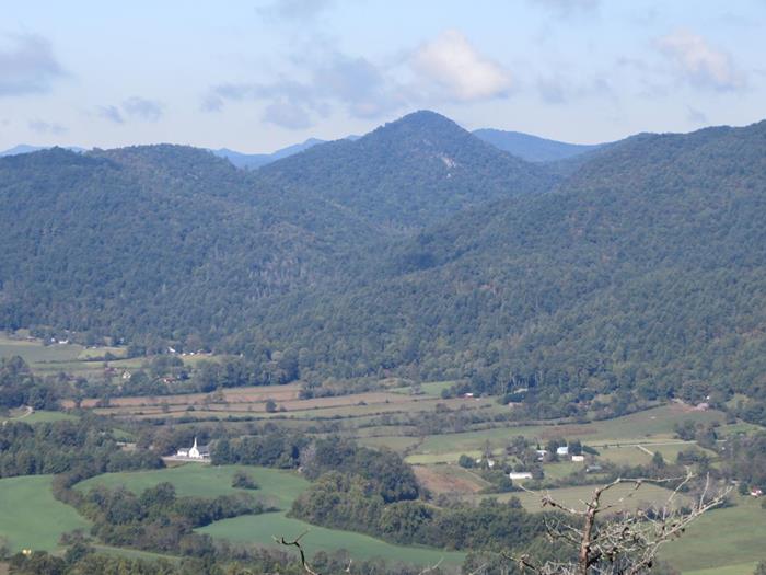 Looking down into the Wolffork Valley!