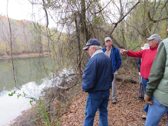 Many opportunites to view the Tugaloo River.