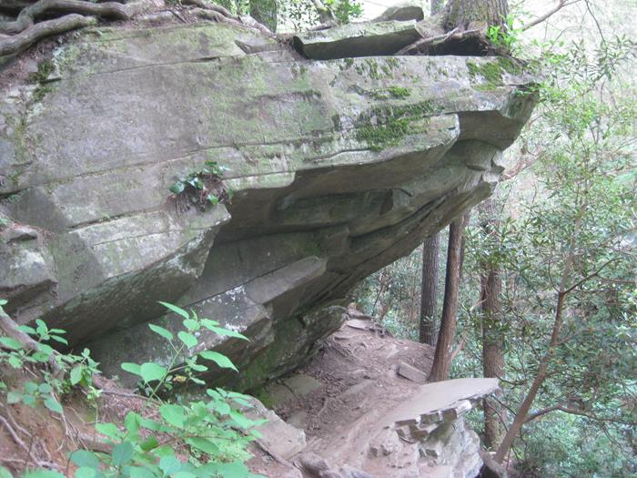 Lots of large rock cliffs along the trail.
