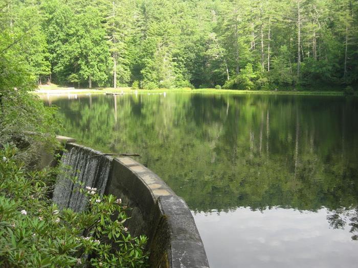 The trail loops around the lake. Here we pass by the dam.