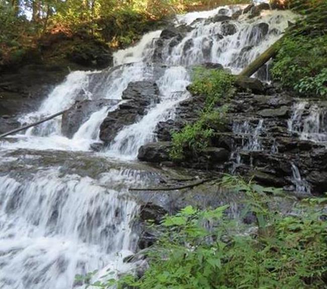 Beautiful Trahlyta Falls