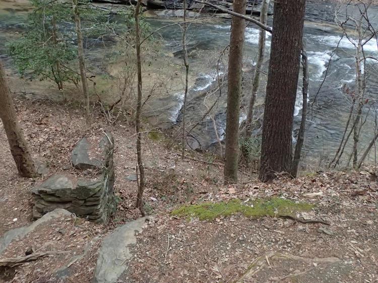 We were surprised to be walking along the Broad River near Farmers Bottom!